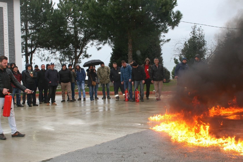 3 Yangın Felaketi Yaşayan Arsin OSB Çalışanlarına Yangın Eğitimi Verildi