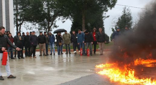 3 Yangın Felaketi Yaşayan Arsin OSB Çalışanlarına Yangın Eğitimi Verildi