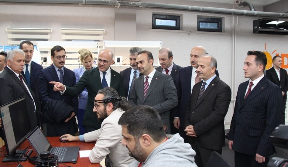 Yapay Zeka ve Robotik Kodlama Merkezi Açıldı