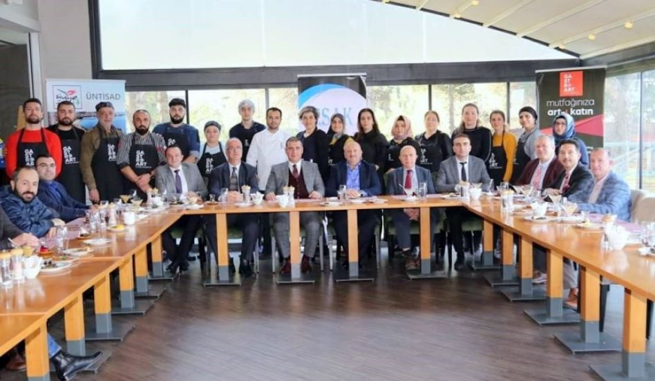 “Ünye’de Turizm Nitelikli İnsan Gücüyle Gelişiyor” Projesi Kapsamında Kursiyerler Hünerlerini Sergiledi